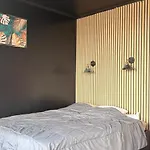 Apartment Jacuzzi D Europe Puteaux