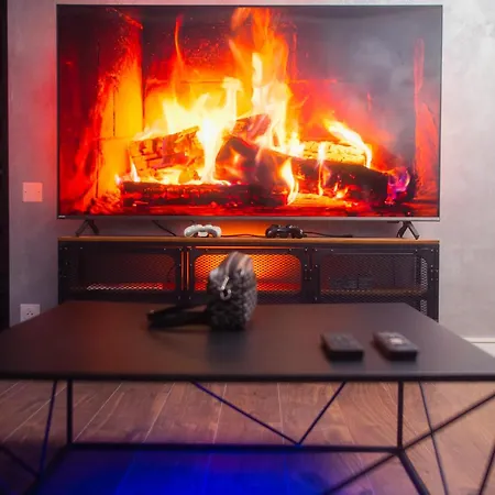 Netflix & Sky Jacuzzi * Puteaux